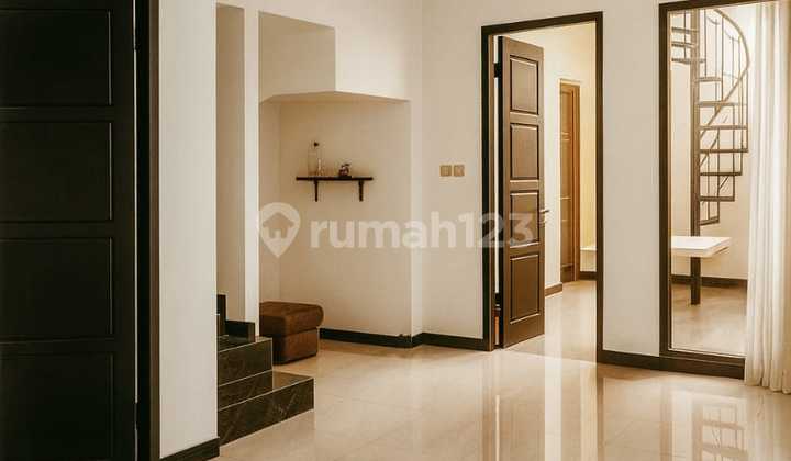 Rumah Semi Furnish Asri dan Siap Huni di Mekar Wangi, Bandung