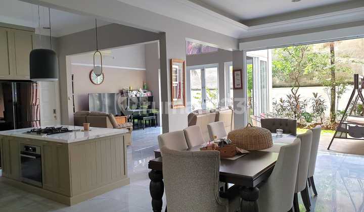 Rumah mewah bagus lokasi strategis di Pejaten, Jakarta Selatan