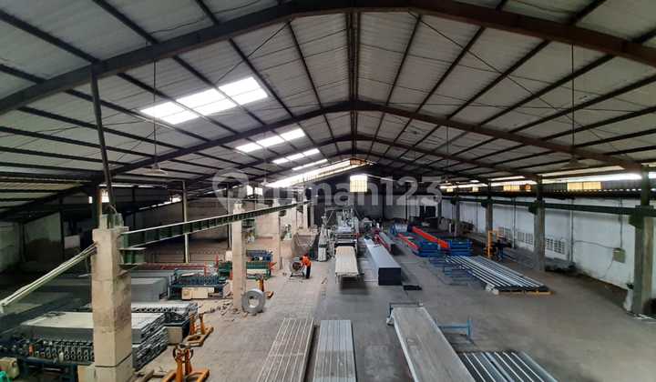 Warehouse Cheap Price Mainroad Location Leuwi Gajah Raya, Bandung