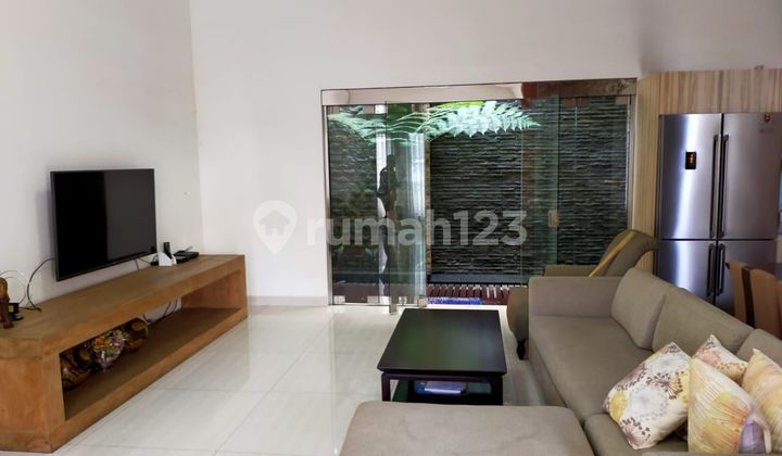 Rumah Keren dan Cantik Sudah Turun Harga di Sayap Pasteur Bandung Rumah Keren dan Cantik Sudah Turun Harga di Sayap Pasteur Bandung