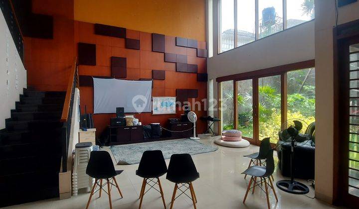 Rumah bagus furnished siap huni di Komplek Setra Murni, Bandung 1