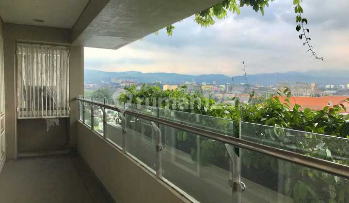 Rare 2 BR Apartment for Rent at Landmark Residence, Bandung 2