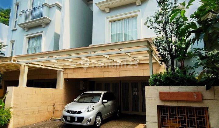 Rumah Townhouse Cantik 2,5 Lantai di Lebak Bulus Jakarta Selatan 1