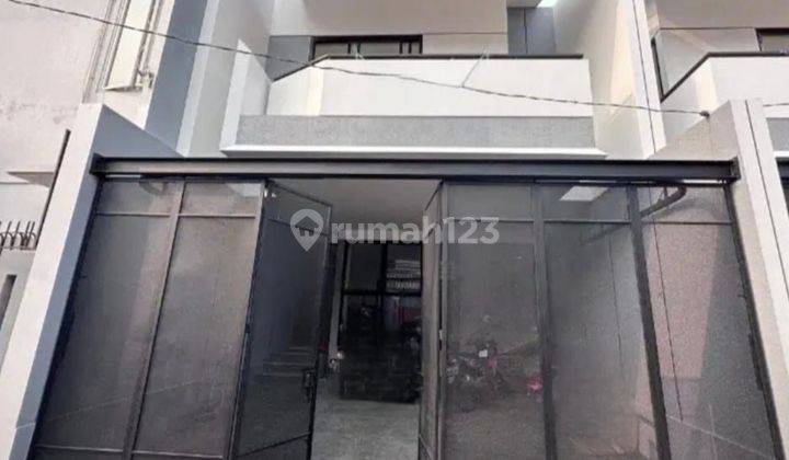 Rumah 2 Lantai Lokasi Syrategis di Pondok Kelapa Jakarta Timur 1