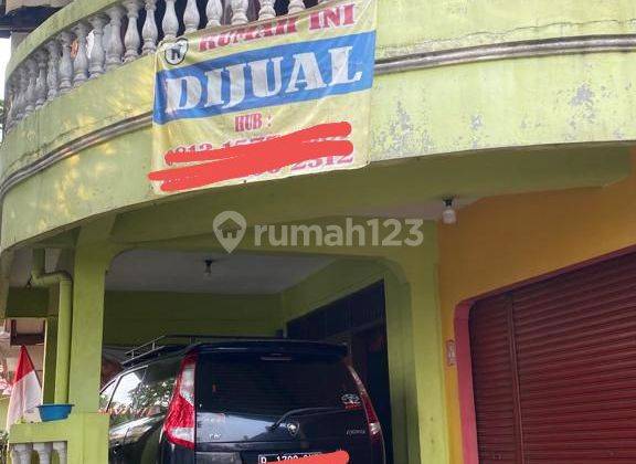 Rumah 2 lantai letak strategis di Jatiwaringin Bekasi 1