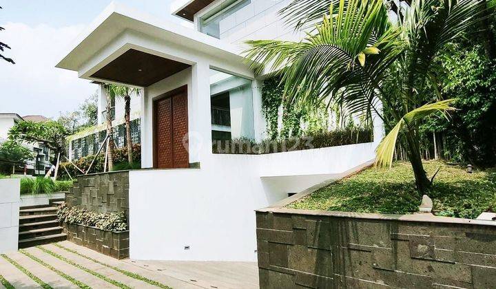 Rumah Mewah 2,5 Lantai with Pool and Rooftop di Pondok Indah 1