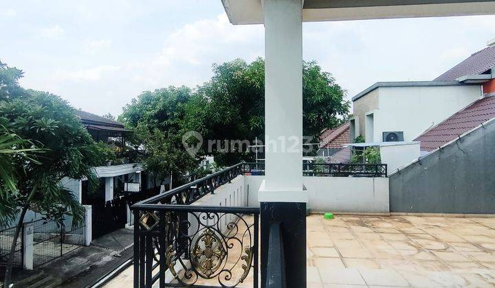 Rumah 2 Lantai semi Furnish dgn Tanah ya Luas di Pondok Gede 2