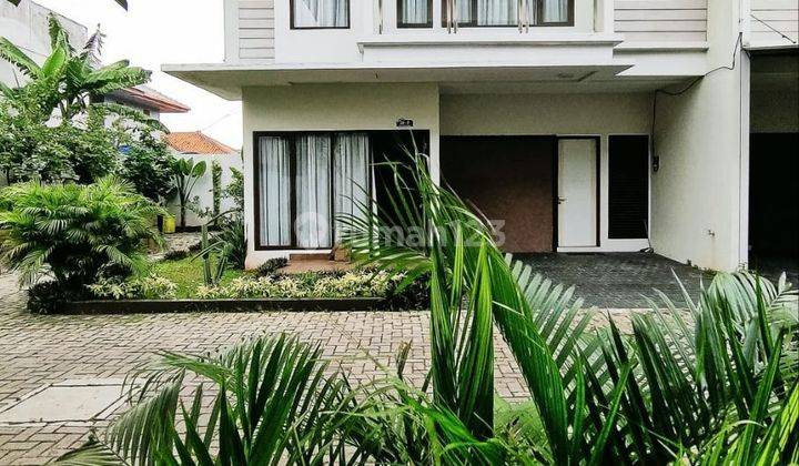 Rumah Town House 2 Lantai Hook  Di Kebagusan Jak Sel 1