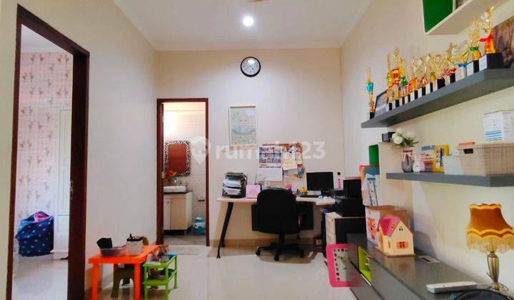 Rumah 2 Lantai Hook Dlm Kk Omplek Di Jl Raya Hankam Pdk Gede 2