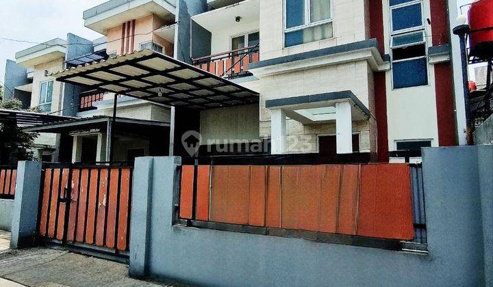 Rumah 2 Lantai Tempat Strategis Di Caman Bekasi 1