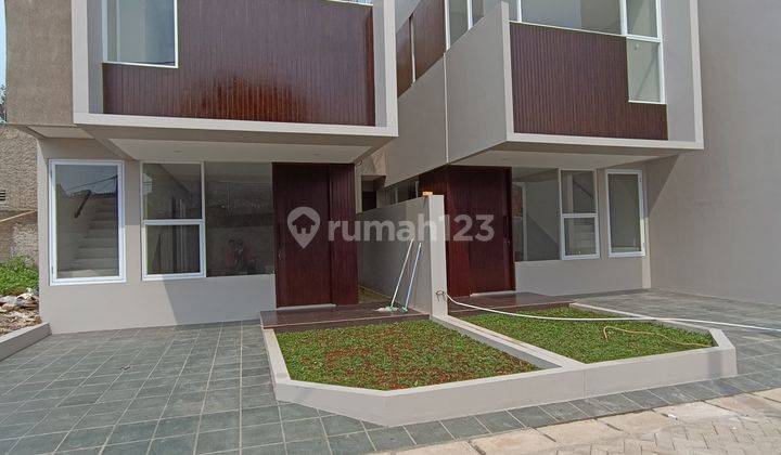 Rumah 2 Lantai Dlm Cluster Di Tepi Jalan Di Jatibening 1