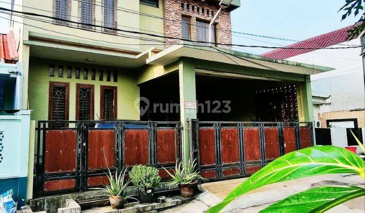 Rumah 2 Lantai Dengan Bangunan Yg Luas Di Galaxy Bekasi 1