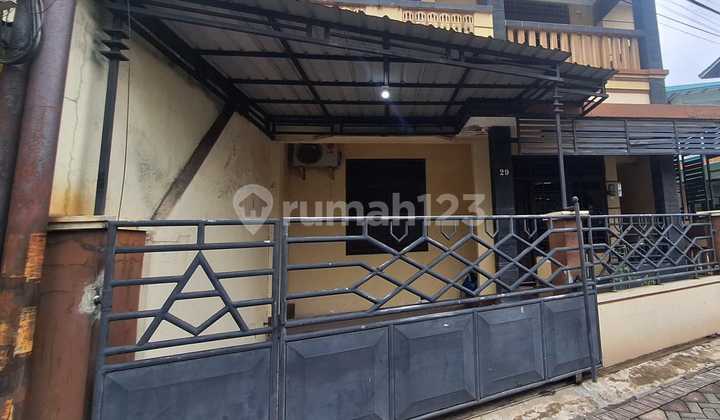 Dijual.via. Lelang Rumah. Jl.s.parman Waru 1