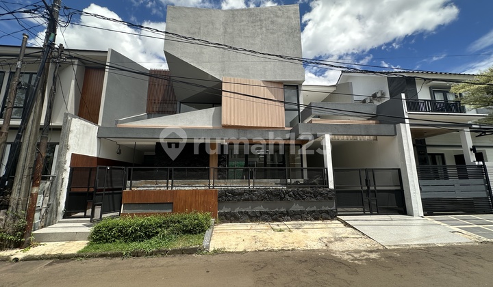 Rumah Swimming Pool Brand New Sektor 9 Bintaro 5 Menit Saja ke Mall Bx Hanya 4 Man