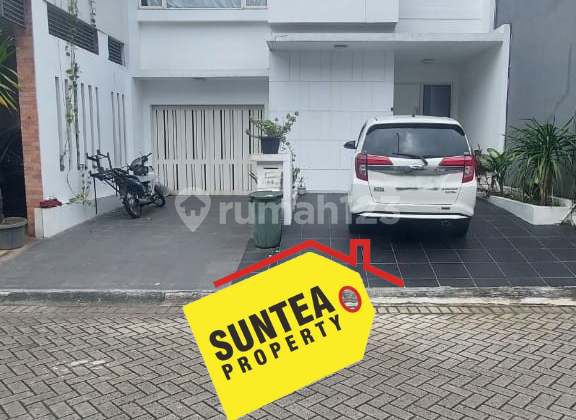 Semi Furnished Rumah Mewah Dikebayoran Bintaro. 5 Menit ke Mall Bx