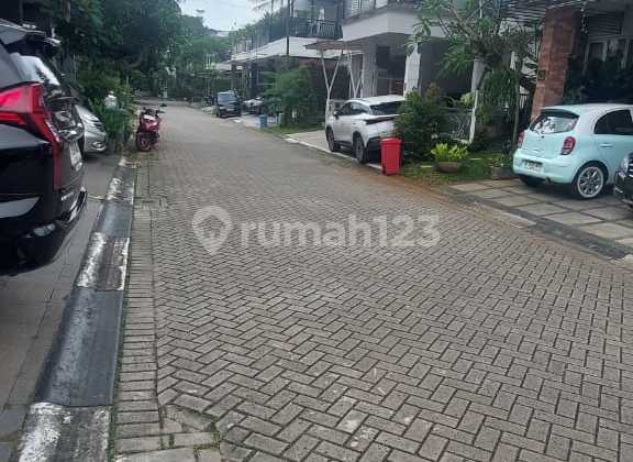 Fully Furnished Luxury House in Kebayoran Bintaro. 5 Minutes to Mall Bx 2