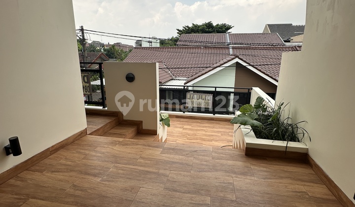 Aesthetic House Graha Raya 2