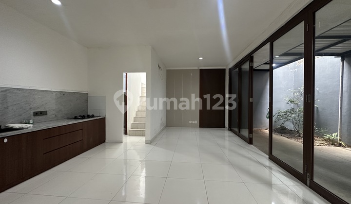 Disewakan Discovery Bintaro Rumah Bagus dan Terawat 2