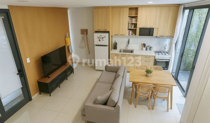 Discovery Bintaro Beautiful House Ready to Live. 7 Minutes to Mall Bx. 5 ******** Toll Gate House 2