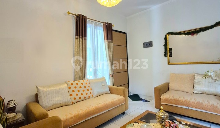 Rumah Mewah Sektor 9 Samping Taman Fasum 2