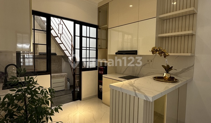 Rumah Cantik Full Renovasi Bagus Rumah Cantik Full Renovasi Bagus