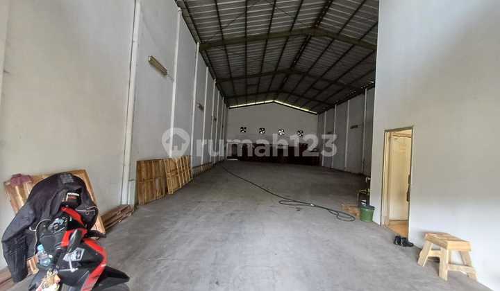 Tech Park Warehouse 12 Width for Rent Fast