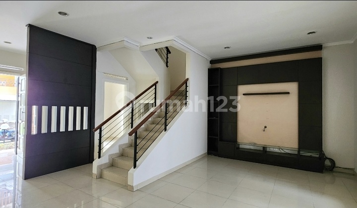 Rumah PHG Gading Serpong Dekat Mall SMS Jual Cepat Rumah PHG Gading Serpong Dekat Mall SMS Jual Cepat