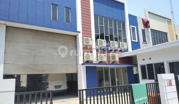 Tech Park Warehouse Very Neat