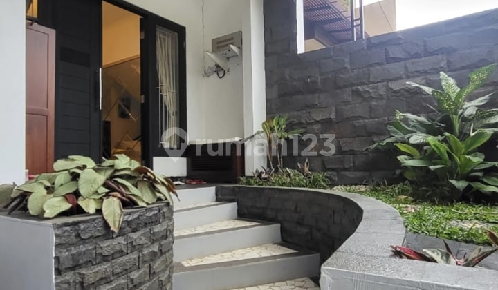 Ready-to-Occupy BSD House with Balinese Villa Concept in Nusa Loka 2
