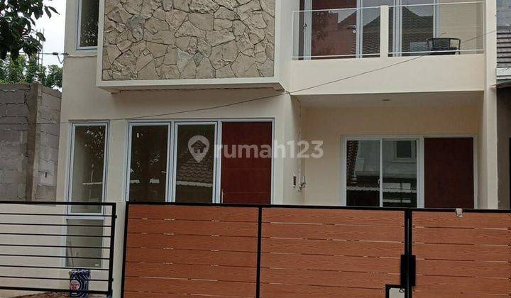 Di jual rumah daerah Bintaro 1