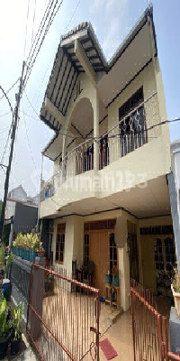 Turun 1 M Rumah Cantik di Rawasari Timur Jakarta Pusat