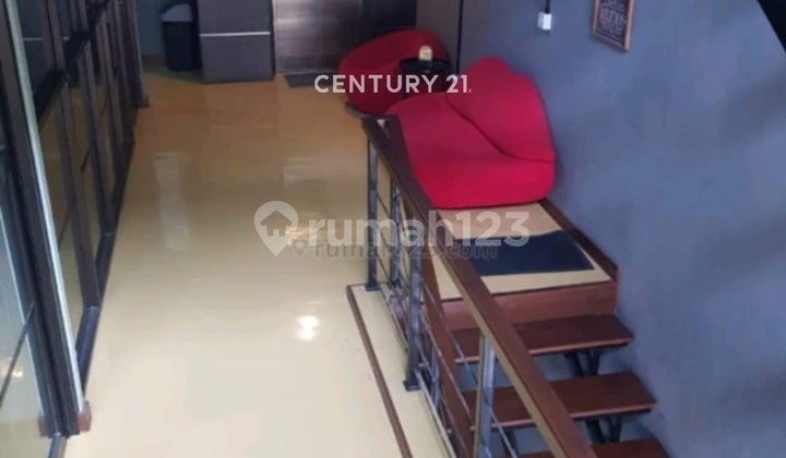 4-Storey Shop House in Benhill Area, Central Jakarta 2