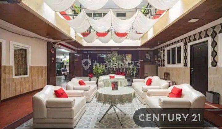 Hotel 2 Lantai Cikini Jakarta Pusat 1