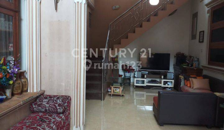 Rumah Tinggal Nyaman Pondok Kelapa Duren Sawit 2