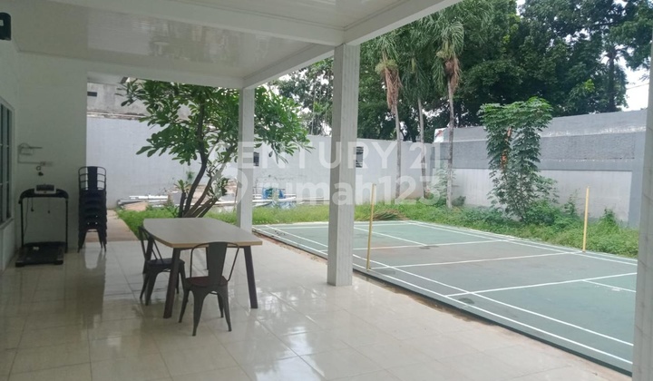 Rumah Super Cantik bisa untuk Usaha di Kemang