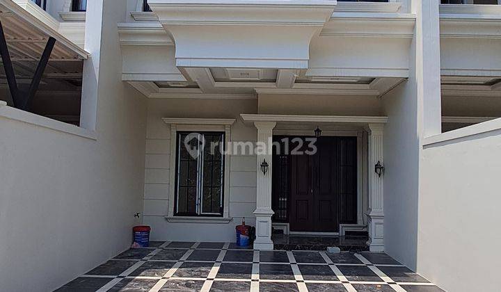 Rumah Mewah Siap Huni Ditengah Kota Depok  2