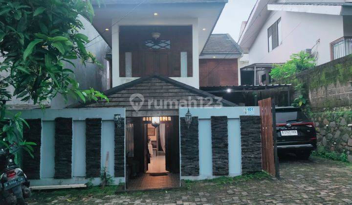 Rumah Antik Nyaman Dan Terawat Dekat Gerbang Tol Krukut Limo Depok  1