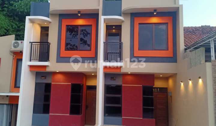 Dijual Rumah 2 Lantai Siap Huni 700Jtn di Cikutra Bandung