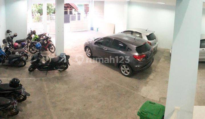 Rumah kost aktif lokasi dekat kampus Ubaya Tenggilis Surabaya  2