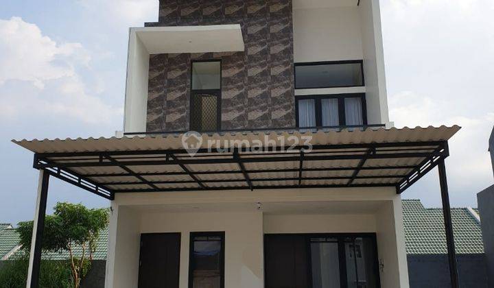 Rumah siap huni 2 lantai lokasi Sukolilo Dian Regency  1