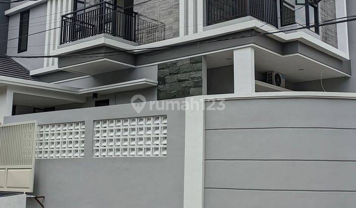 Rumah New Minimalis siap huni lokasi Medokan Asri Surabaya  2