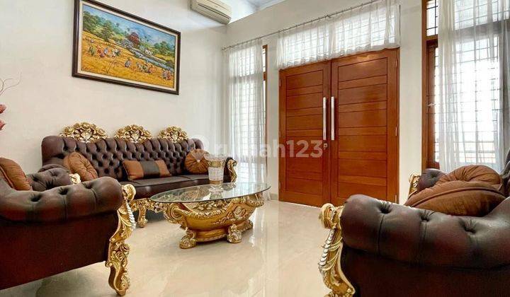 Rumah Cantik Siap Huni Dalam Townhouse Kebayoran Lama Jakarta Selatan 2