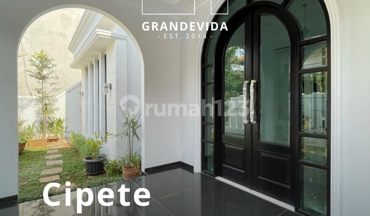 Brand New Design Luxurious Classic 3 Lantai Plus Rooftop Dan Split Level Cipete