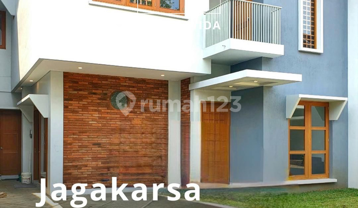 Townhouse Cantik 5unit Available Bangunan 2 Lantai Di Jagakarsa Jakarta Selatan