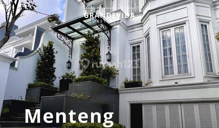 Luxurious Classic House Menteng High Specs Private Lift Brand New Prime Area 1