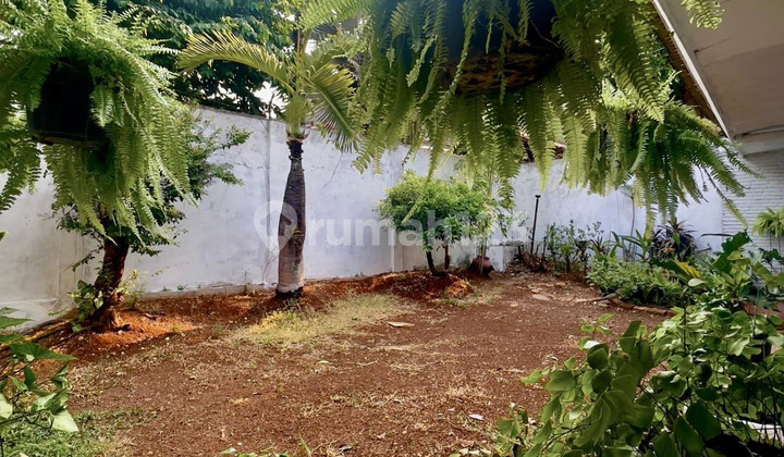 Hitung Tanah Dalam Compund Bangunan 1 Lantai Kebayoran Lama Jakarta Selatan 2