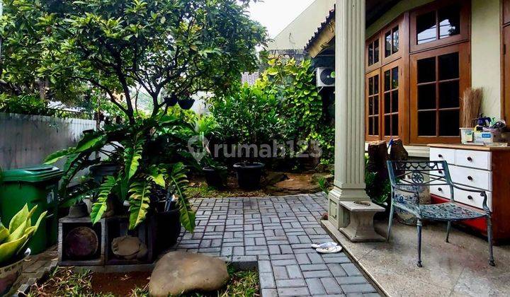 HARGA MENARIK RMH SIAP HUNI DAN TERAWAT BANGUNAN 2LANTAI DI KEBAYORAN BARU 2