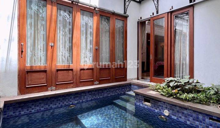 RUMAH DESIGN CLASSIC JALAN LEBAR POSISI BAGUS COCOK UNTUK TINGGAL ATAU KANTOR 2