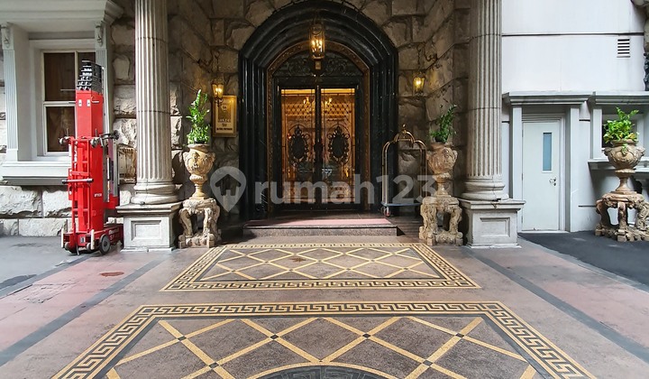 Apartemen Da Vinci Penthouse Design Europa Classic Lokasi Sangat Strategis 2