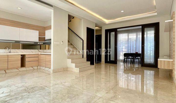 DALAM TOWNHOUSE DI KEMANG SIAP HUNI ADA PRIVATE POOL BASEMENT PLUS ROOFTOP 2